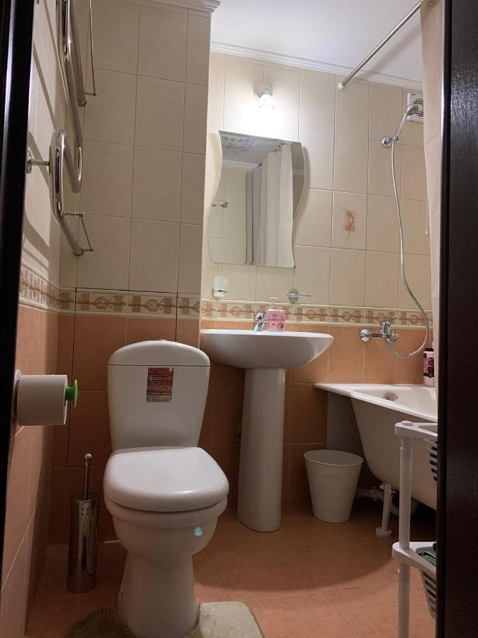 Gray Apartment Pobedy 21 ヴィーツェプスク エクステリア 写真