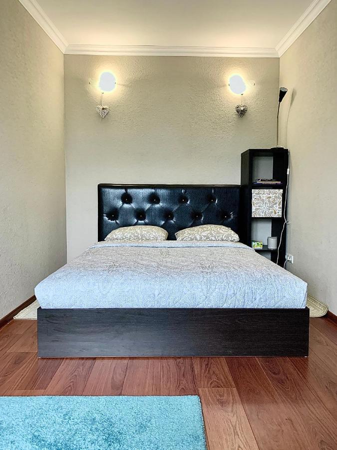 Gray Apartment Pobedy 21 ヴィーツェプスク エクステリア 写真